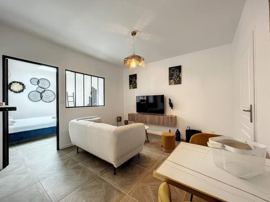 Loft Raffine Et Chic Au Calme Proche Du Centre De Beziers Et Des Plages Apartment Boujan-sur-Libron Bagian luar foto